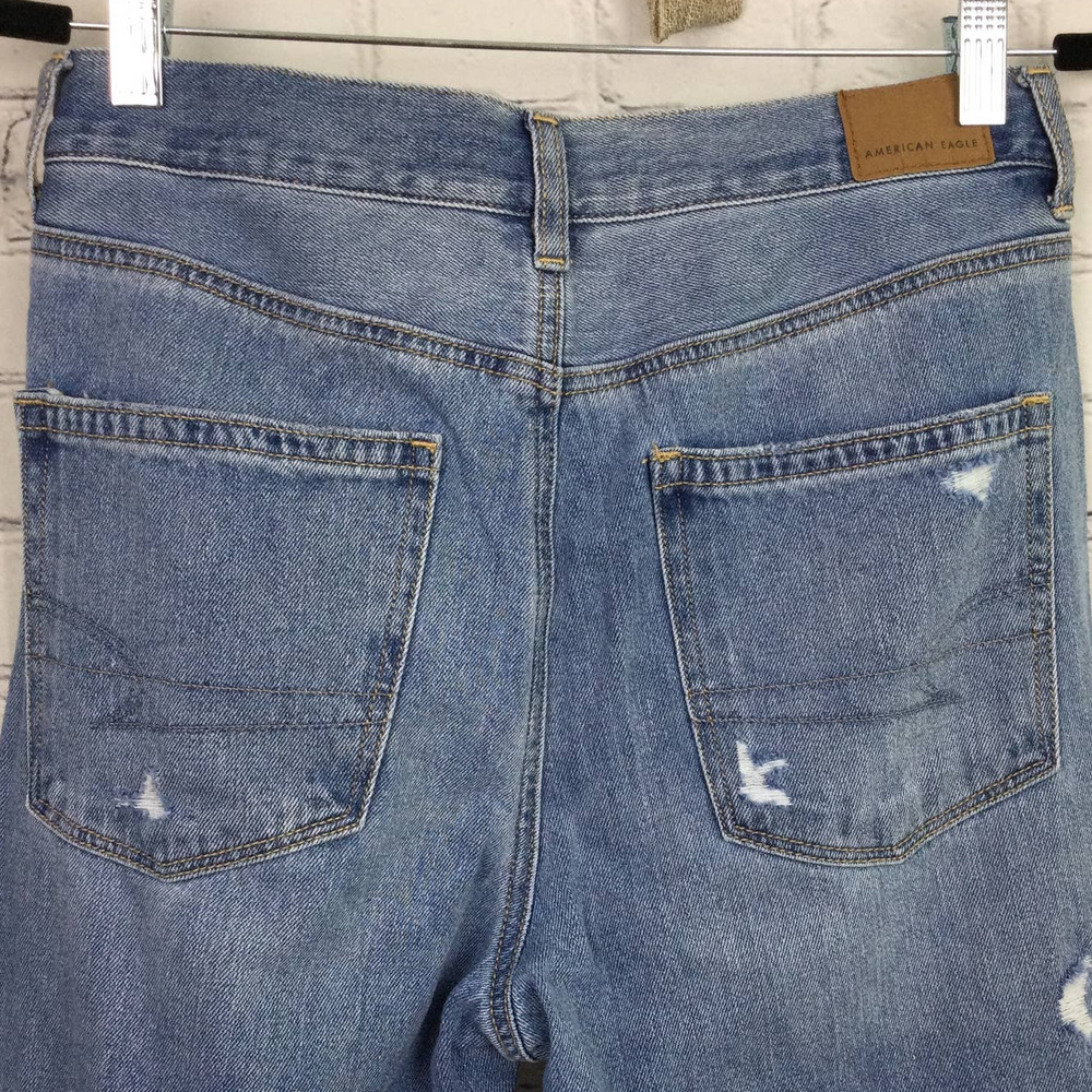 American Eagle Mom Jean Light Wash Distressed Blown Out Knees High Rise Skinny 6 - Picture 5 of 12